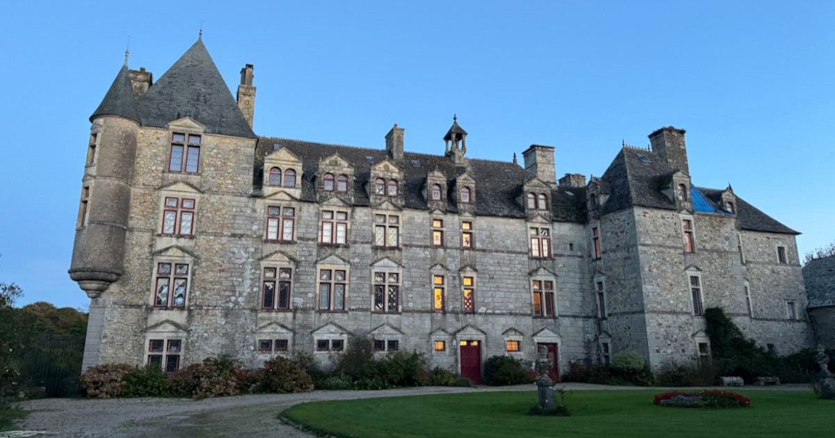 The Untold Story of the Sotteville Château